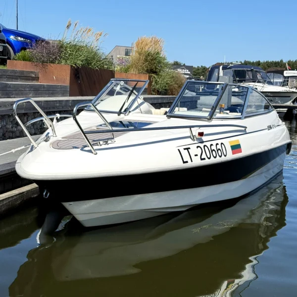 Katerio nuoma Mingėje su kapitonu – patogus ir saugus plaukimas