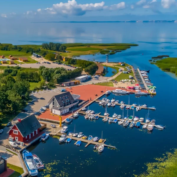 Laivo nuoma Mingėje poilsinei kelionei vandeniu