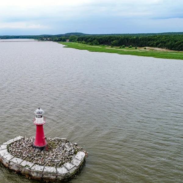 Laivo nuoma Mingėje gamtos maršrutais